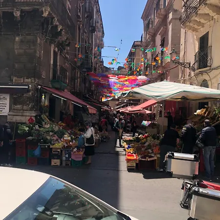 Garibaldi 94- Intera Casa A 2 Passi Dal Duomo Catane