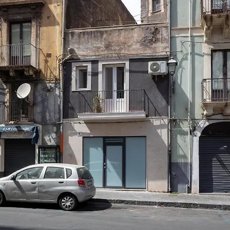 Garibaldi 94- Intera Casa A 2 Passi Dal Duomo Catania